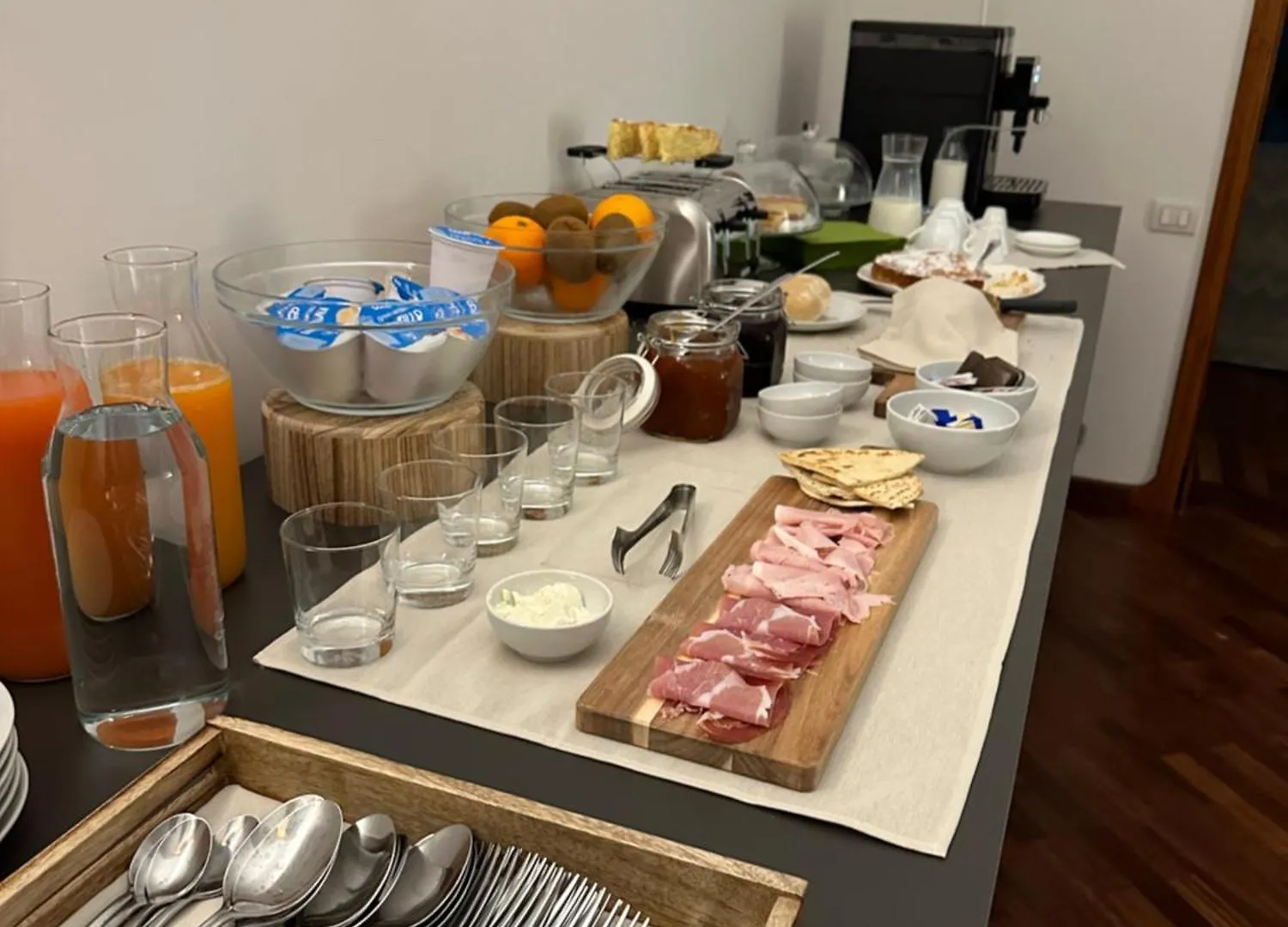 Room & Breakfast D'Annunzio Ravenna